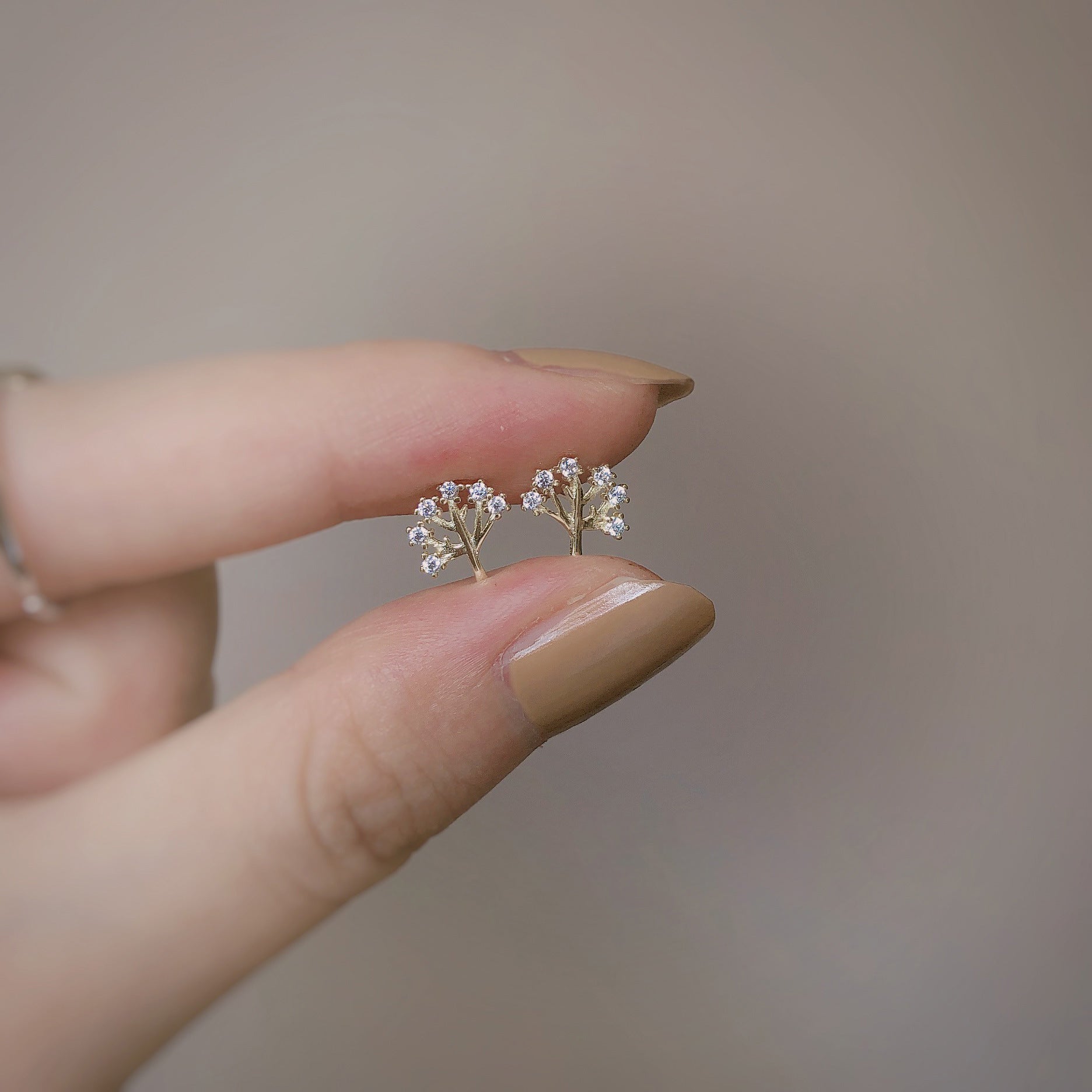 Tiny Tree Earring