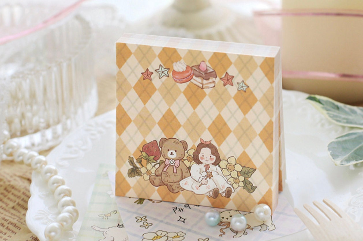 Non-Sticky Animal Grid Memo Pad